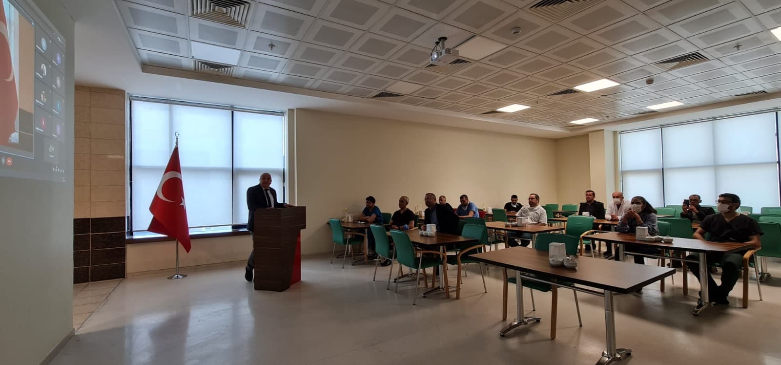 Seminar zum Thema „Indikationen und Kontraindikationen der Lebertransplantation“ durchgeführt
