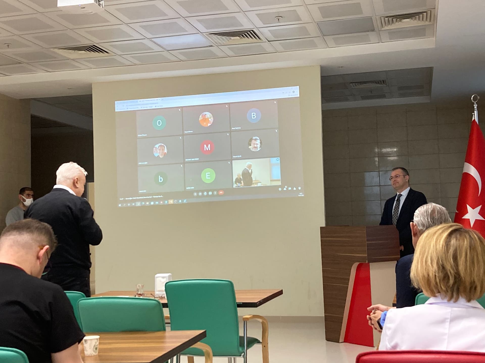Проведён семинар на тему «Принципы распределения печени в Турции — показания к экстренному уведомлению — исключительные применения MELD»